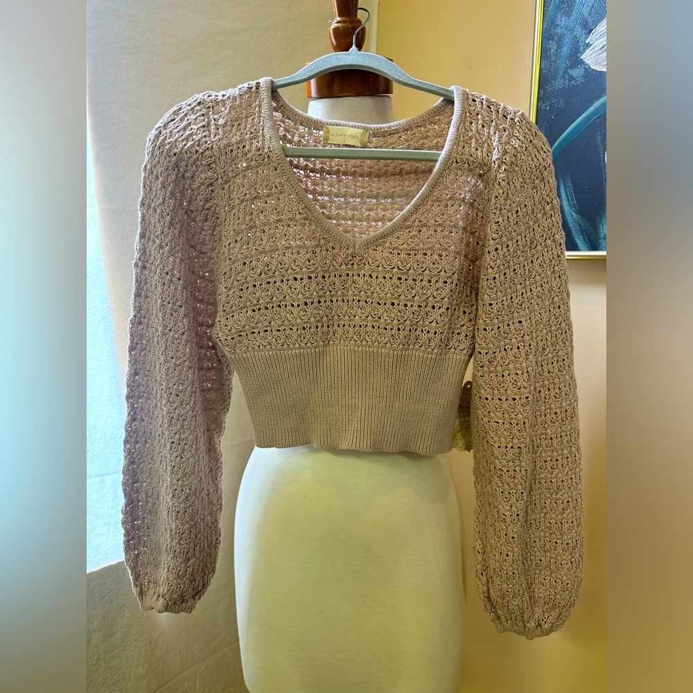 Altar’d State crop crochet sweater with balloon sleeves NWT size SM